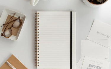 50 korte teksten voor een gepersonaliseerd cadeau (stijlvol, lief en grappig)