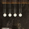 GLAM 4-lichts hanglamp - Wit glas - Wit frame hanglamp met ronde bol - bestellen bij Mooier Thuis