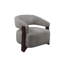 Fauteuil Juun taupe schuin van voren met houten zijframe