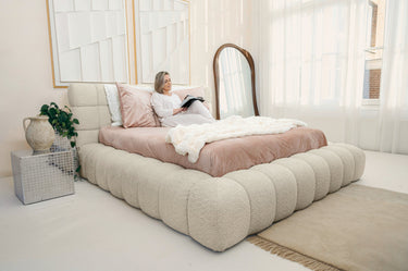Platformbed Adore Ruby Bouclé Beige – 140x200 cm – Zonder Matras - afbeelding 8