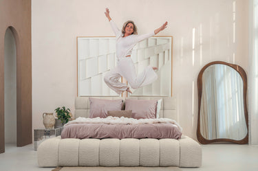 Platformbed Adore Ruby Bouclé Beige – 180x200 cm – Incl. Matras - afbeelding 2