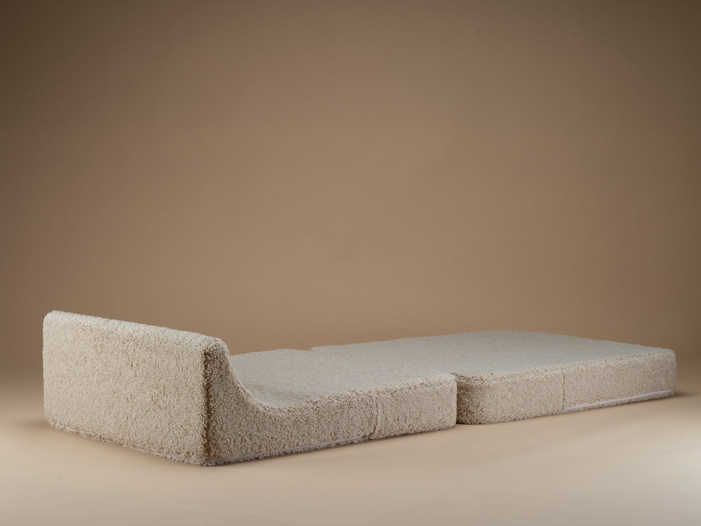 wigiwama flipster uitklapstoel 3-in-1 biscuit — uitgeklapt als bed