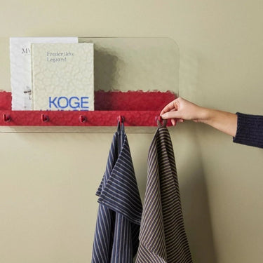 Wandgarderobe mit Ablage, rot