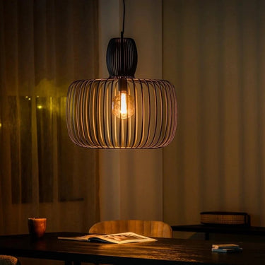 Hanglamp zwart met stalen kap