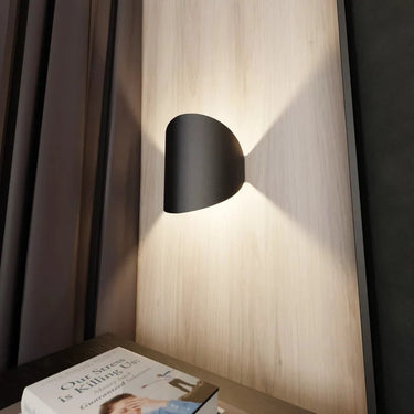FORM 3 1-lichts wandlamp - Zwart metaal