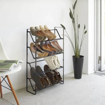 Schmaler Schuhständer von Yamazaki für 4 Paar Schuhe – schwarz