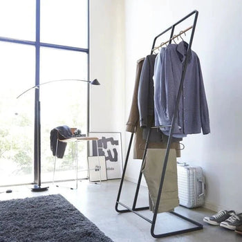 Yamazaki Tower Kleiderständer 1.1 - Schwarz