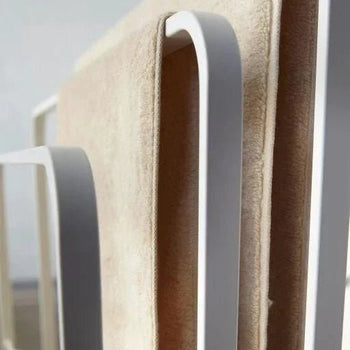 Yamazaki Tower Handtuchhalter für Badezimmer, 3 Stangen – weiß
