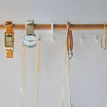 Yamazaki Tosca Wandregal für Schmuck – weiß