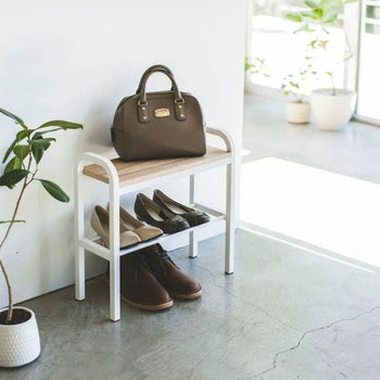 Yamazaki Tower Schuhregal mit Holzablage – Weiß