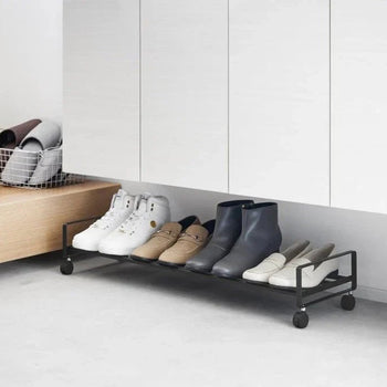 Yamazaki Tower Schuhregal auf Rollen – Schwarz