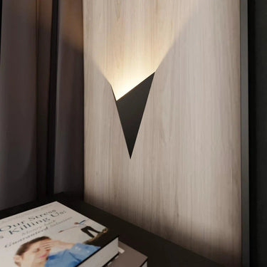 FORM 4 1-lichts wandlamp - Zwart metaal