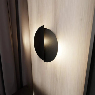 FORM 9 1-lichts wandlamp - Zwart metaal