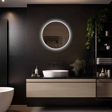 Badkamerspiegel Ilona 100×100 cm met zwarte lijst met dimbare LED en anticondens