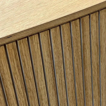 Gebogenes, schwebendes TV-Möbel – Eiche natur, 150 cm