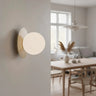 K1 1-lichts wandlamp - Wit glas - Beige frame - 14 cm breed