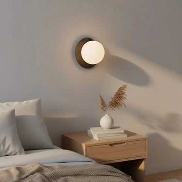 K1 1-lichts wandlamp - Wit glas - Zwart frame