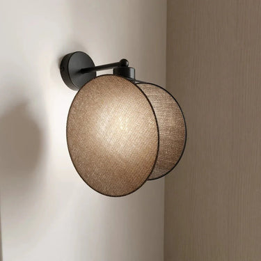 K1 1-lichts wandlamp - Beige textiel - Zwart frame