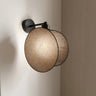 K1 1-lichts wandlamp - Beige textiel - Zwart frame - sfeervol in een Bohemian interieur