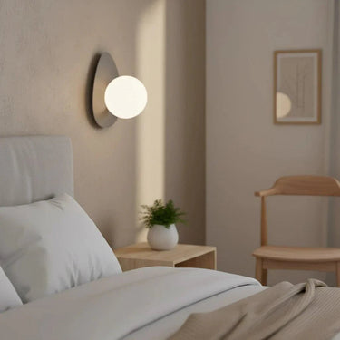 OVO 1-lichts wandlamp - Wit glas - Grijs frame