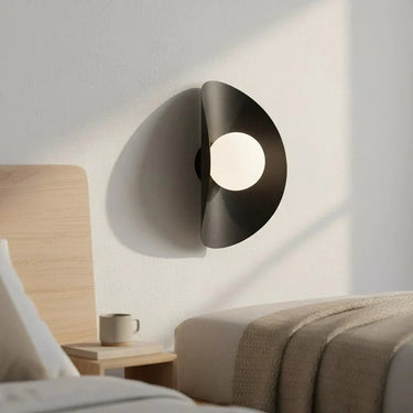 FIERO 1-lichts wandlamp - Zwart frame - Wit glas