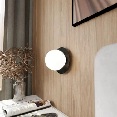 OSLO 1-lichts wandlamp - Wit glas - Zwart frame