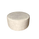 MySofa ronde poef 80 cm in crème velvet op een witte achtergrond
