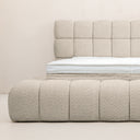 Platformbed Adore Ruby Bouclé Beige – 180x200 cm – Incl. Matras - afbeelding 11