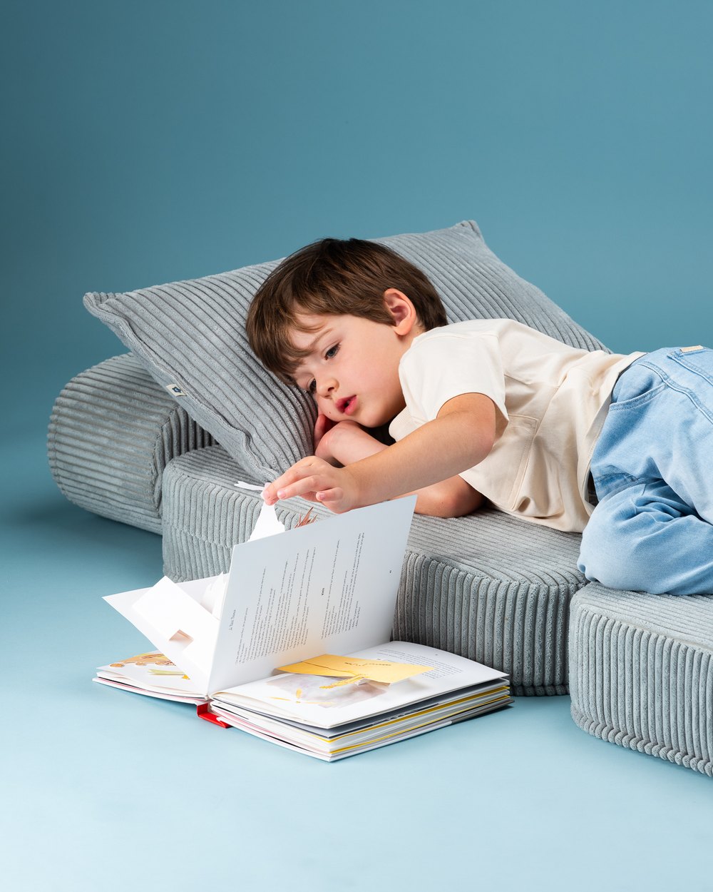Wigiwama Uitklapstoel 3-in-1 Peppermint green in een kinderkamer