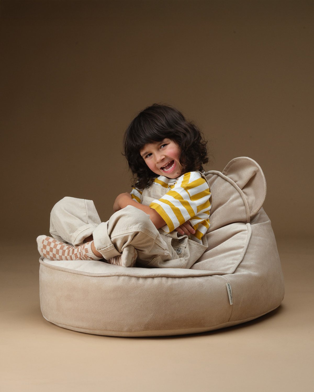 Kenmerken Wigiwama Velvet Bear Sitzsack Staubbeige