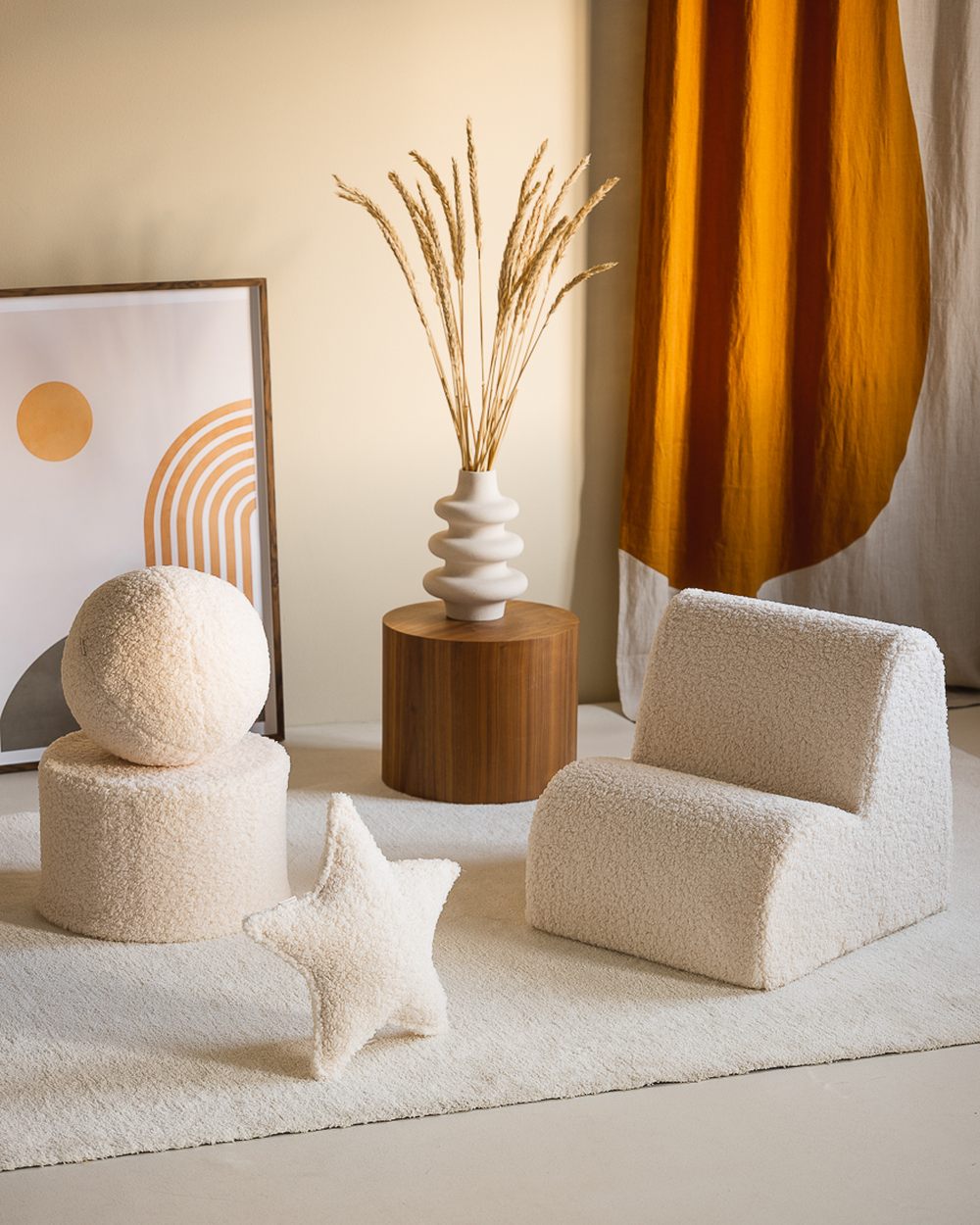 Wigiwama Wolkenstoel Creamy white in een kinderkamer