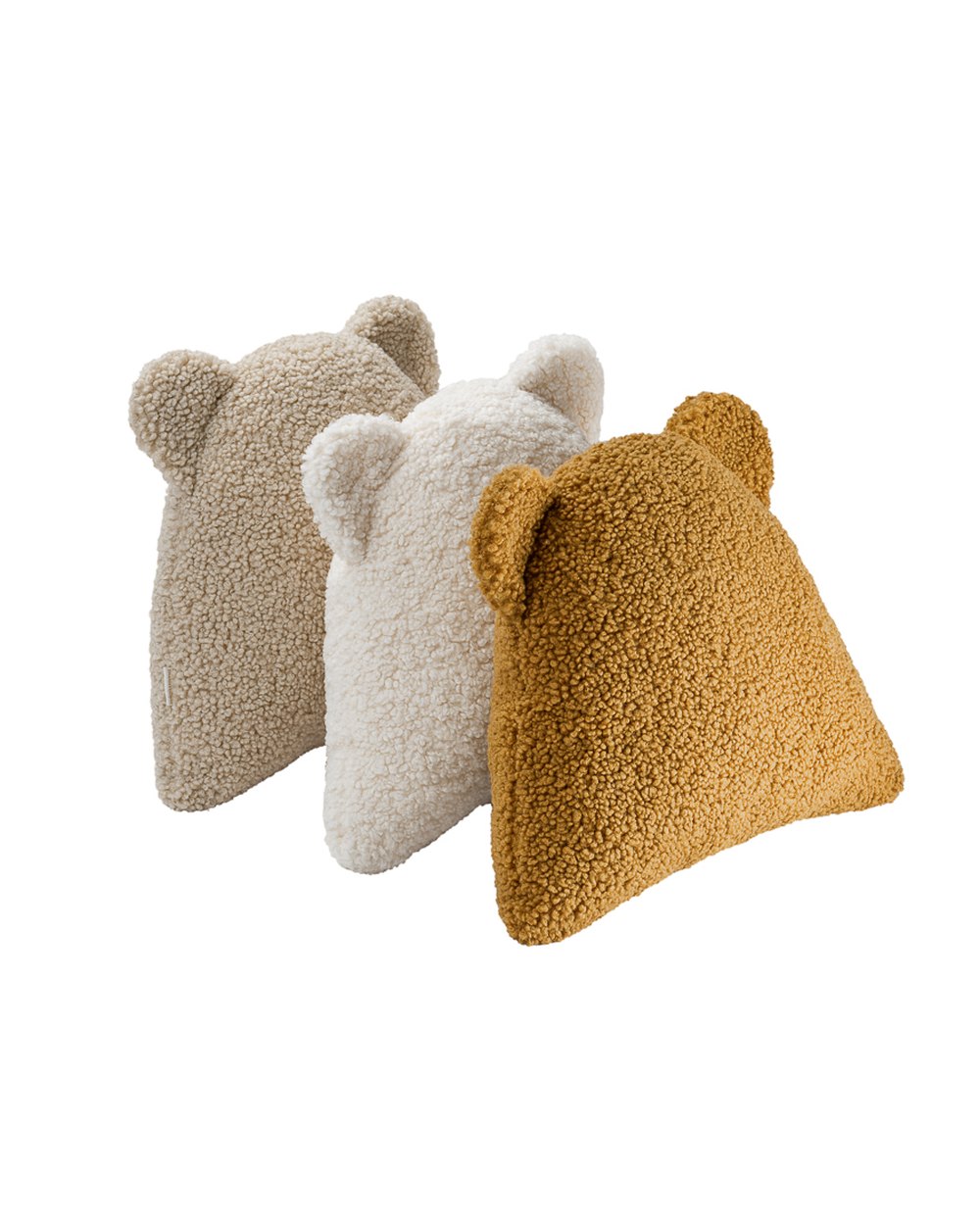 Wigiwama Teddy Bear Cushion Cream White in een kinderkamer