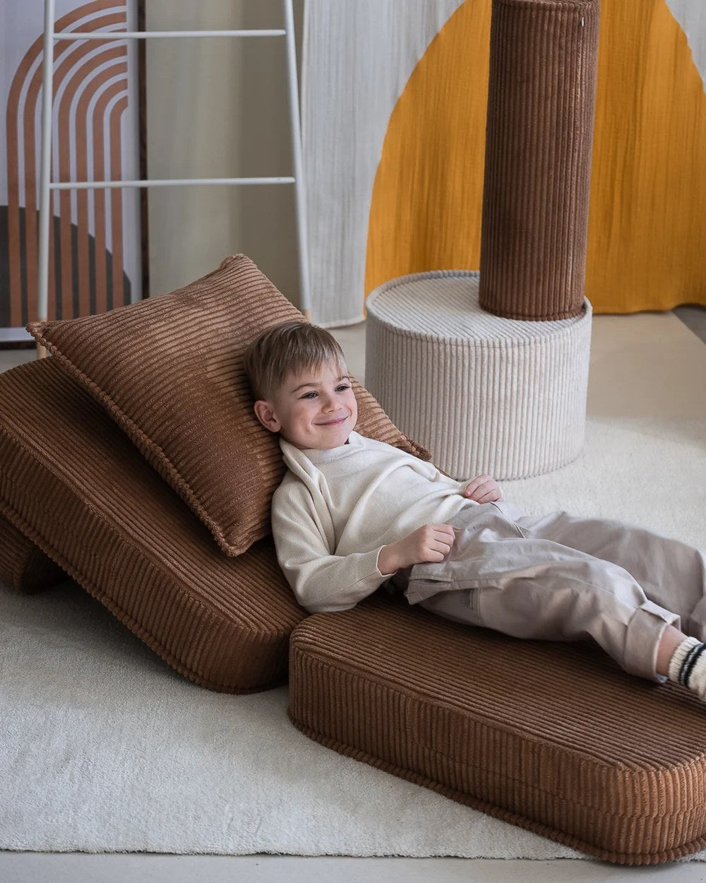 Wigiwama Vierkante kussen Toffee in een kinderkamer