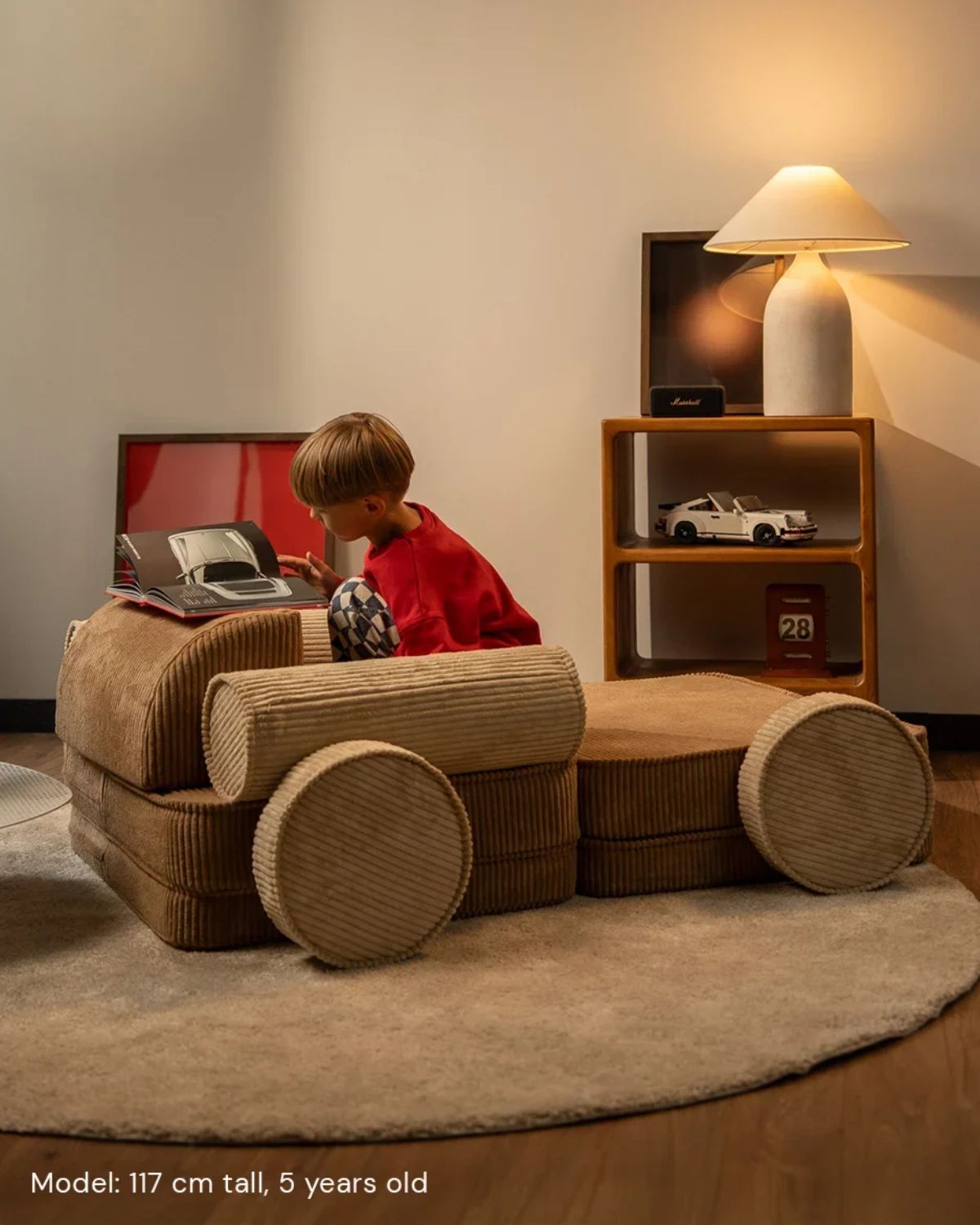 Wigiwama 9-teilige Cord-Spielbank für Kinder Toffee in een kinderkamer