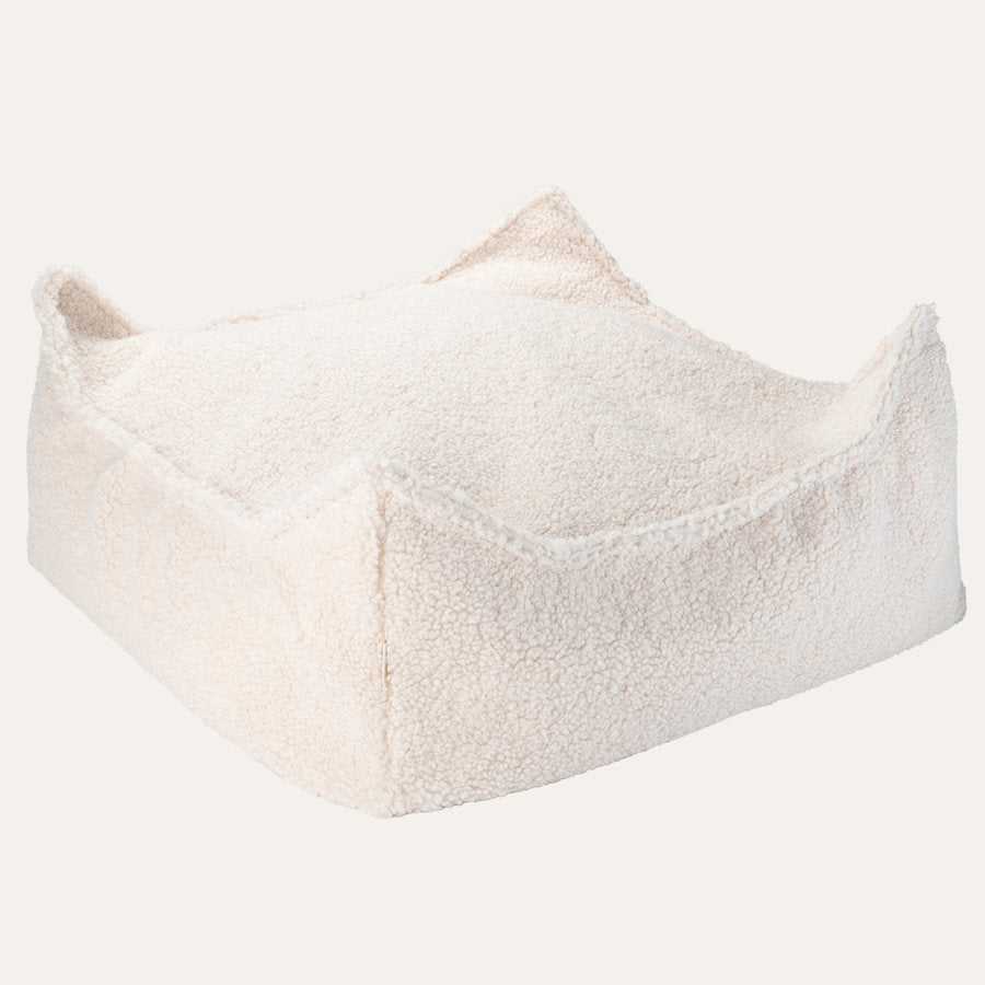 Wigiwama Square Teddy-Stoffpouf in Cremeweiß