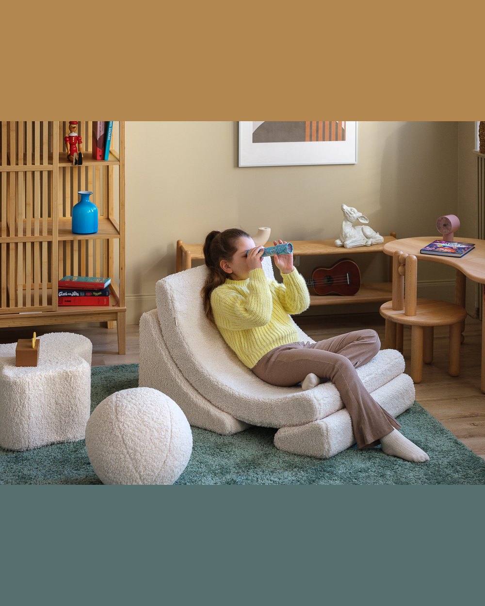 Wigiwama Wolkenpoef Creamy white in een kinderkamer