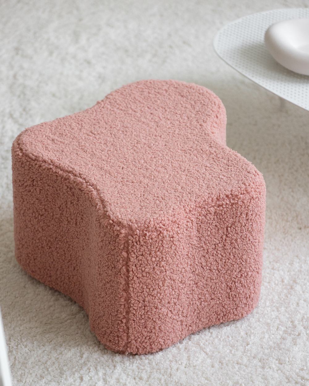 Wigiwama Wolkenpoef Guava in een kinderkamer