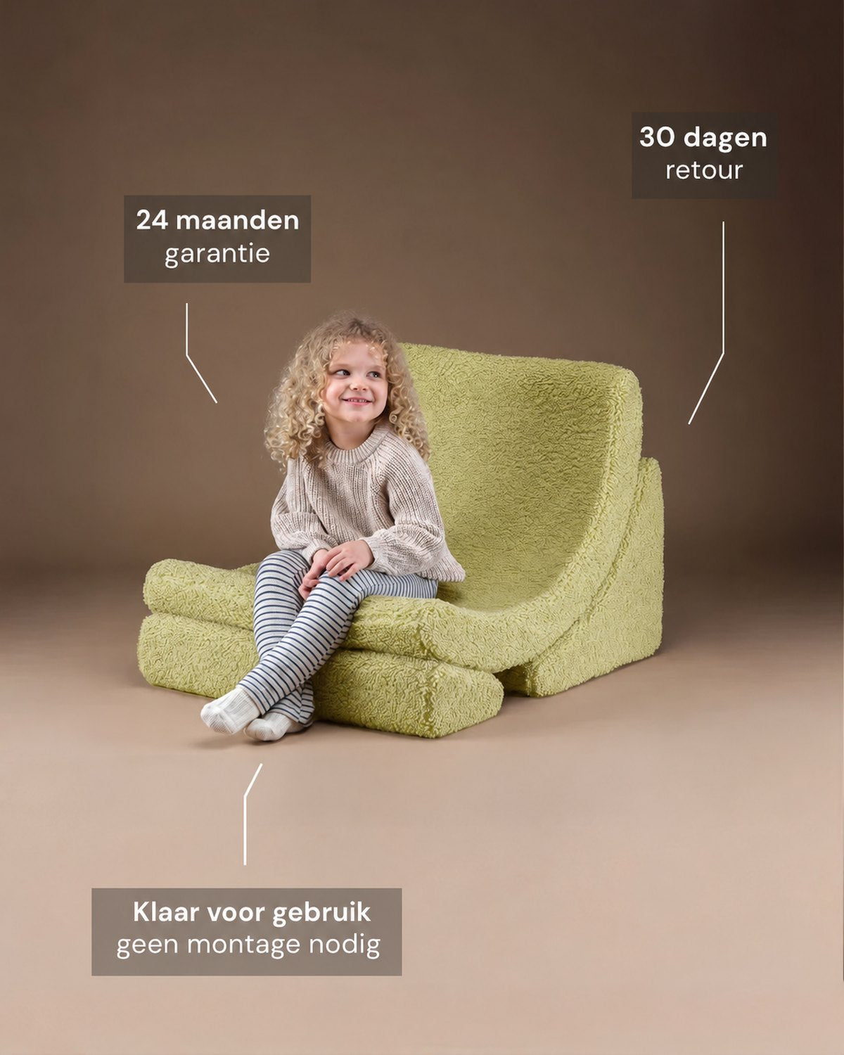 De Wigiwama maanstoel, drie losse delen Matcha