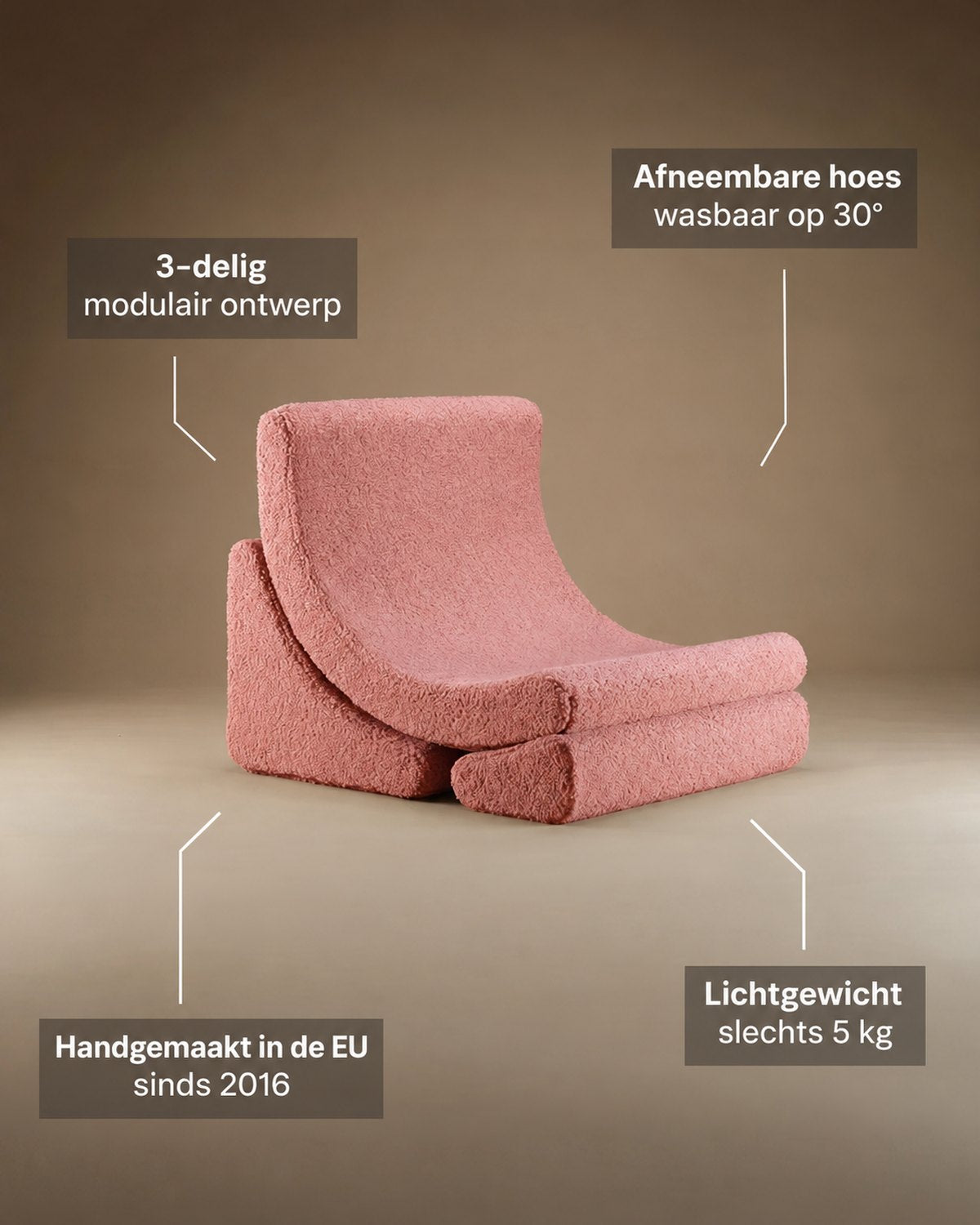 Kenmerken Wigiwama Moon Chair in teddy fabric Guava