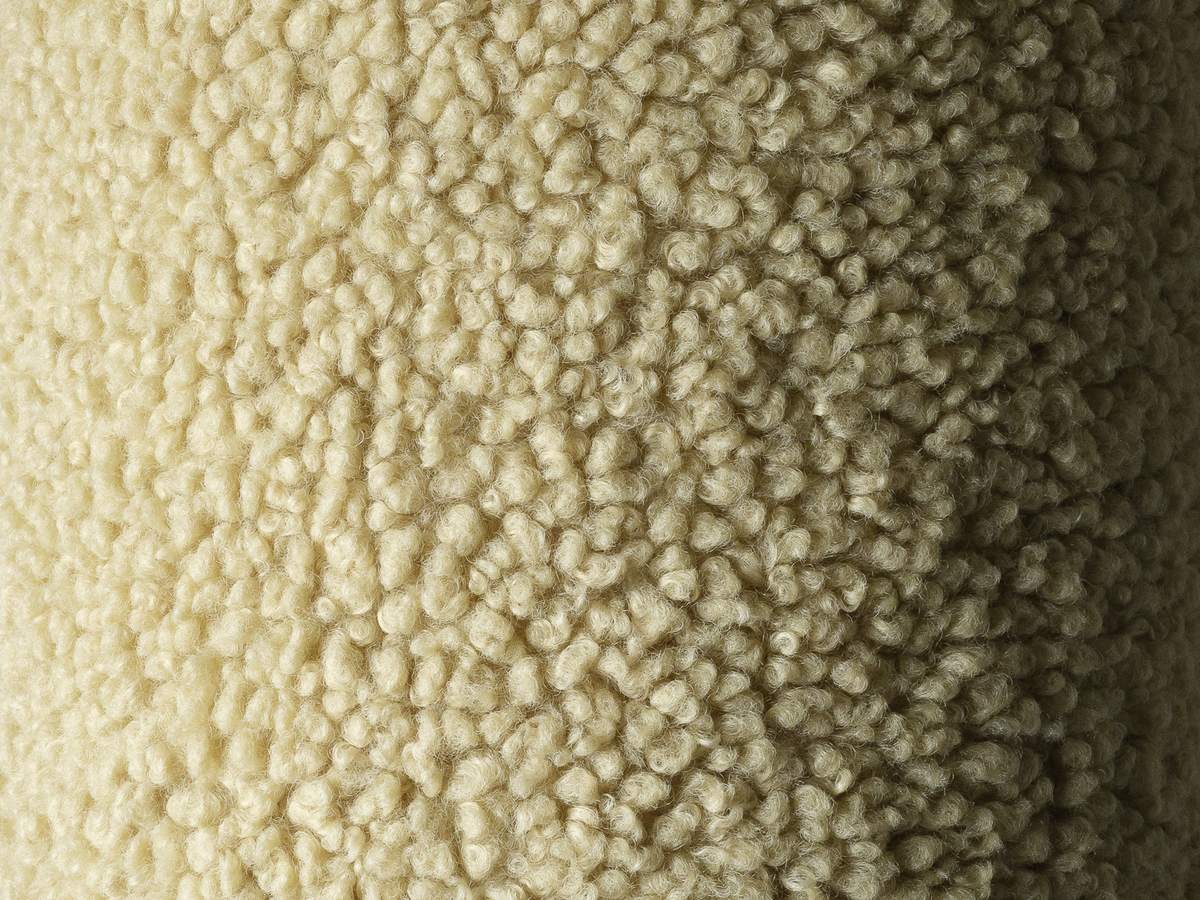 Teddy van dichtbij — Wigiwama Teddy Bolster Cushions Matcha