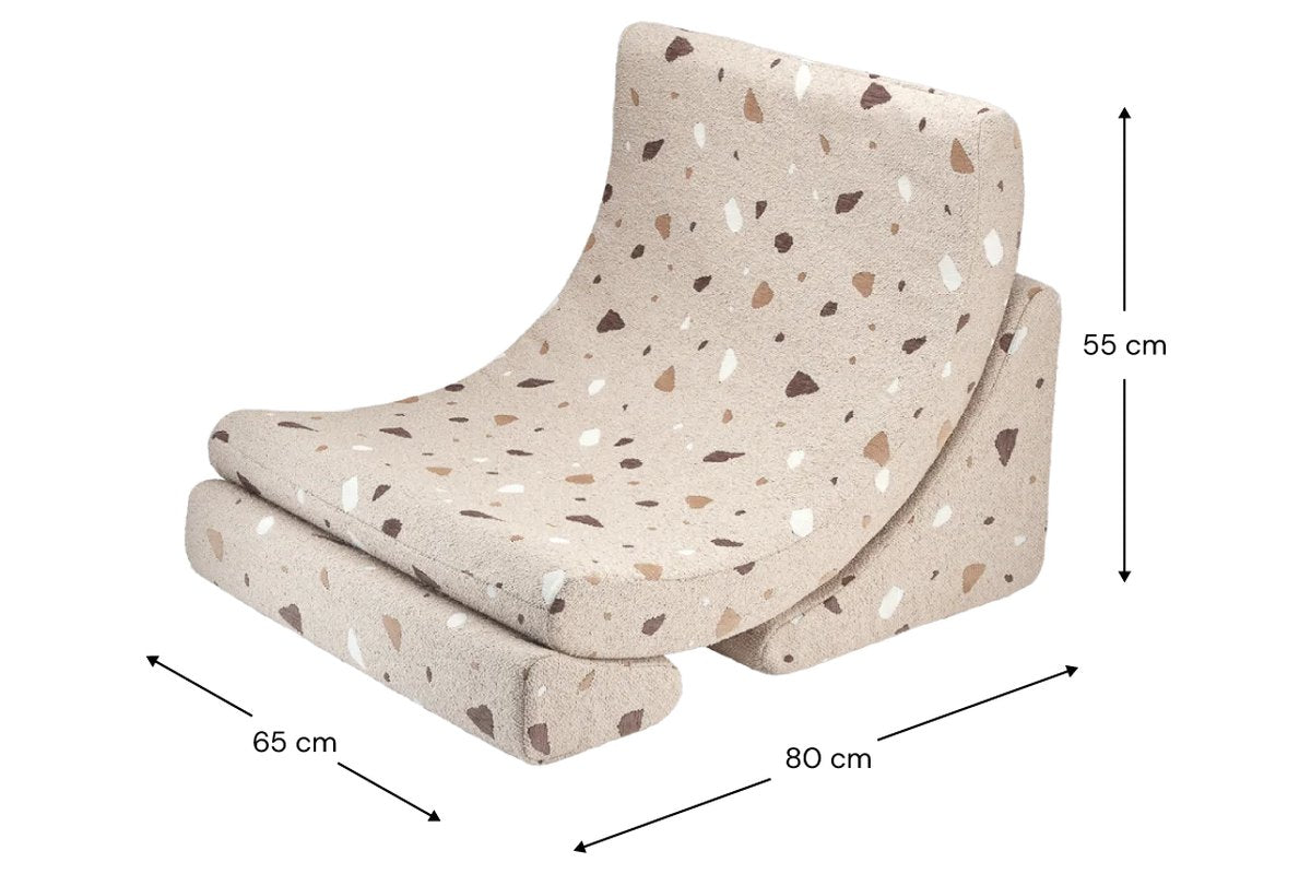 Afmetingen Wigiwama Maanstoel Terrazzo Sand: 65 cm breed, 80 cm diep, 55 cm hoog