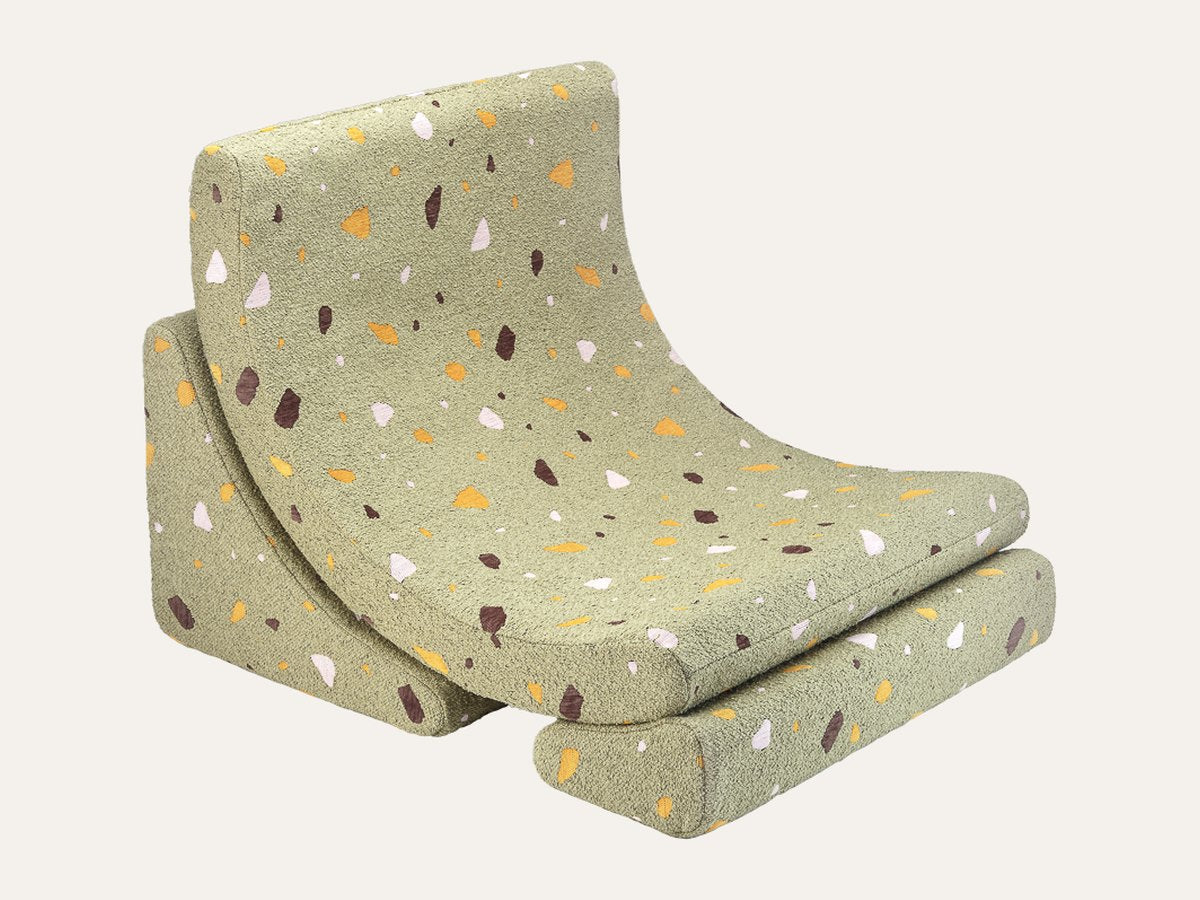 De Wigiwama maanstoel, drie losse delen Terrazzo Moss