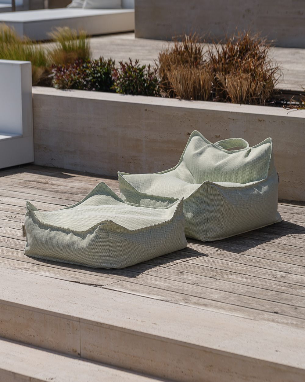 Wigiwama Square Outdoor-Pouf Herba in een kinderkamer