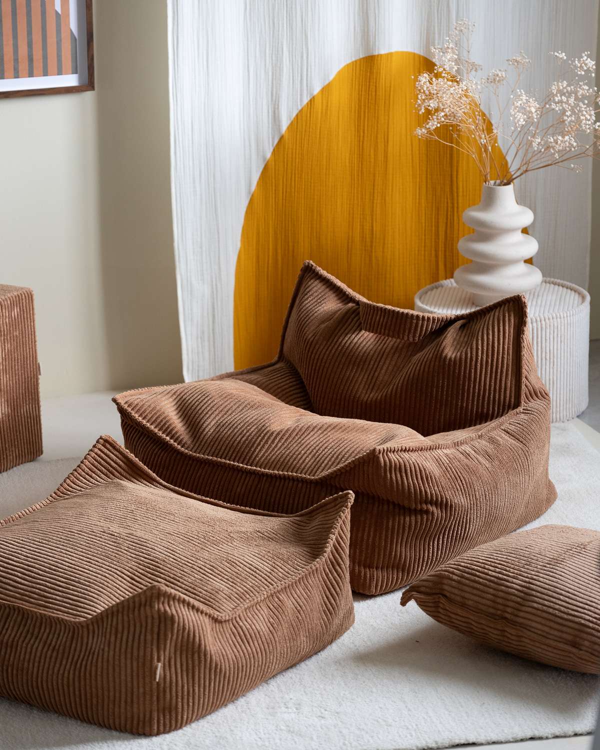 Kenmerken Wigiwama Gerippter Sitzsack + Pouf-Set Toffee