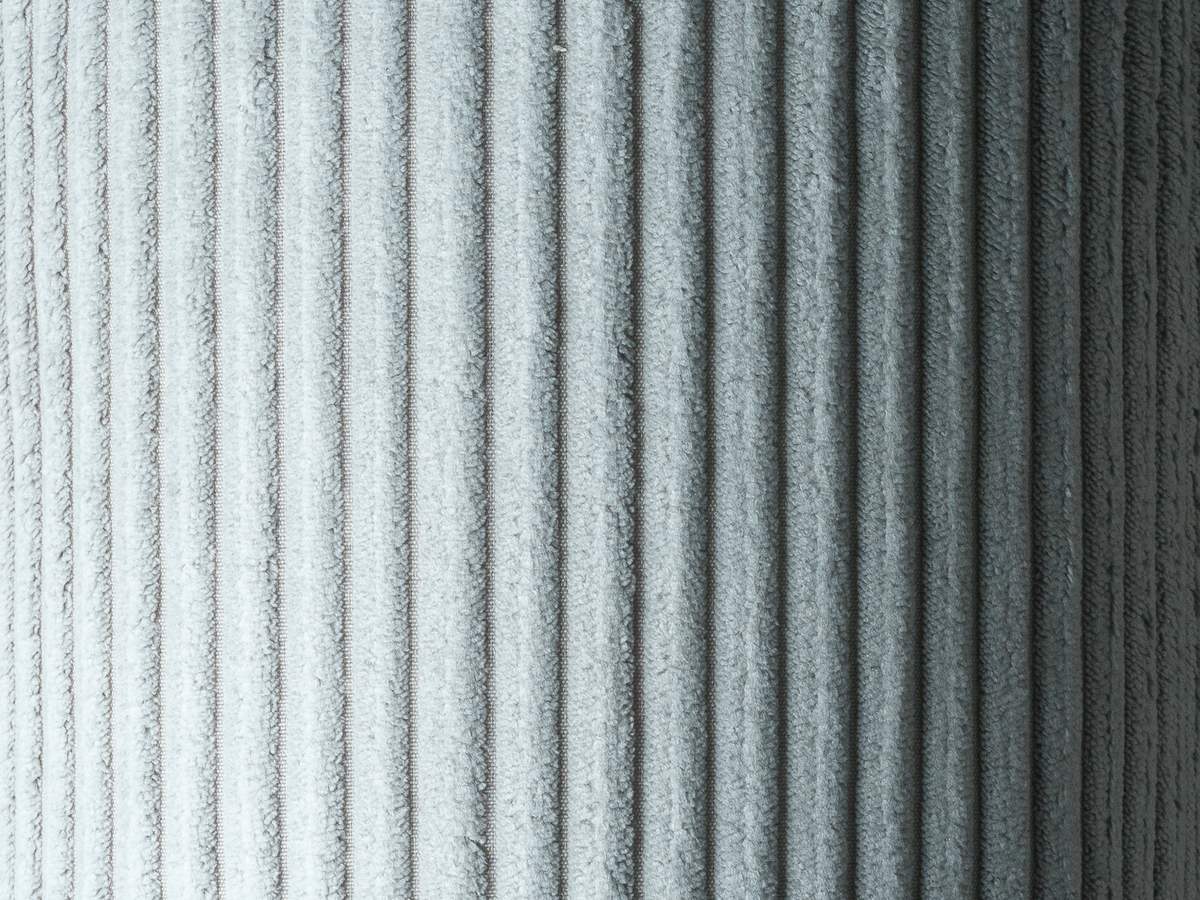 Ribstof van dichtbij — Wigiwama Gerippter Sitzsack + Pouf-Set Pfefferminzgrün