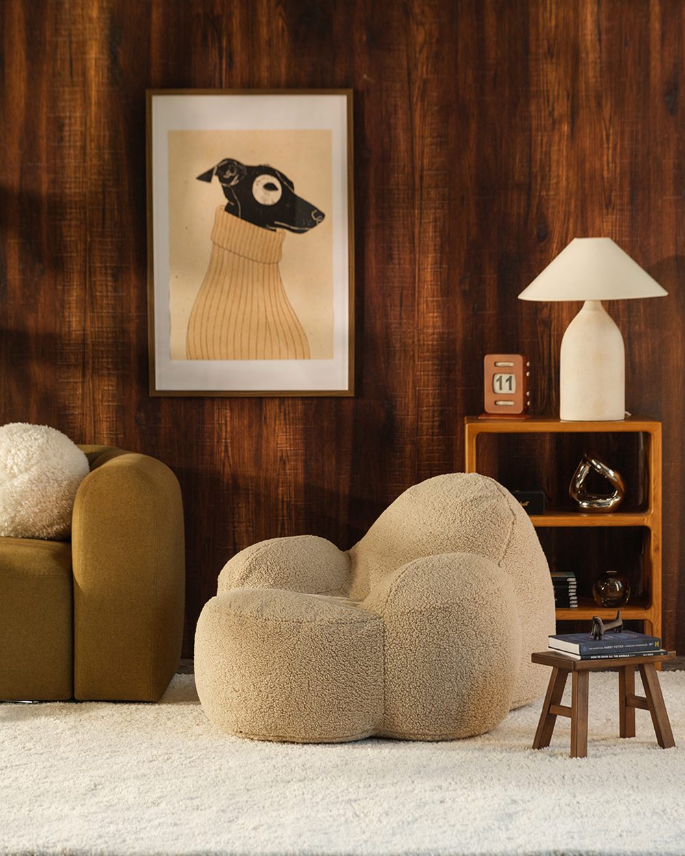 Teenage Armchair Momo Chair Teddy fabric - beige in een kinderkamer