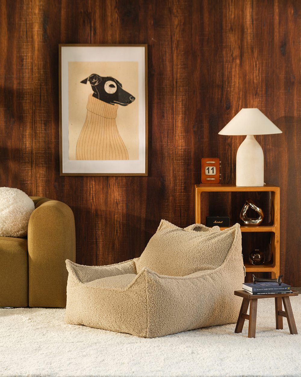 Wigiwama Bean Bag - Club Chair Teddy fabric - Beige in een kinderkamer