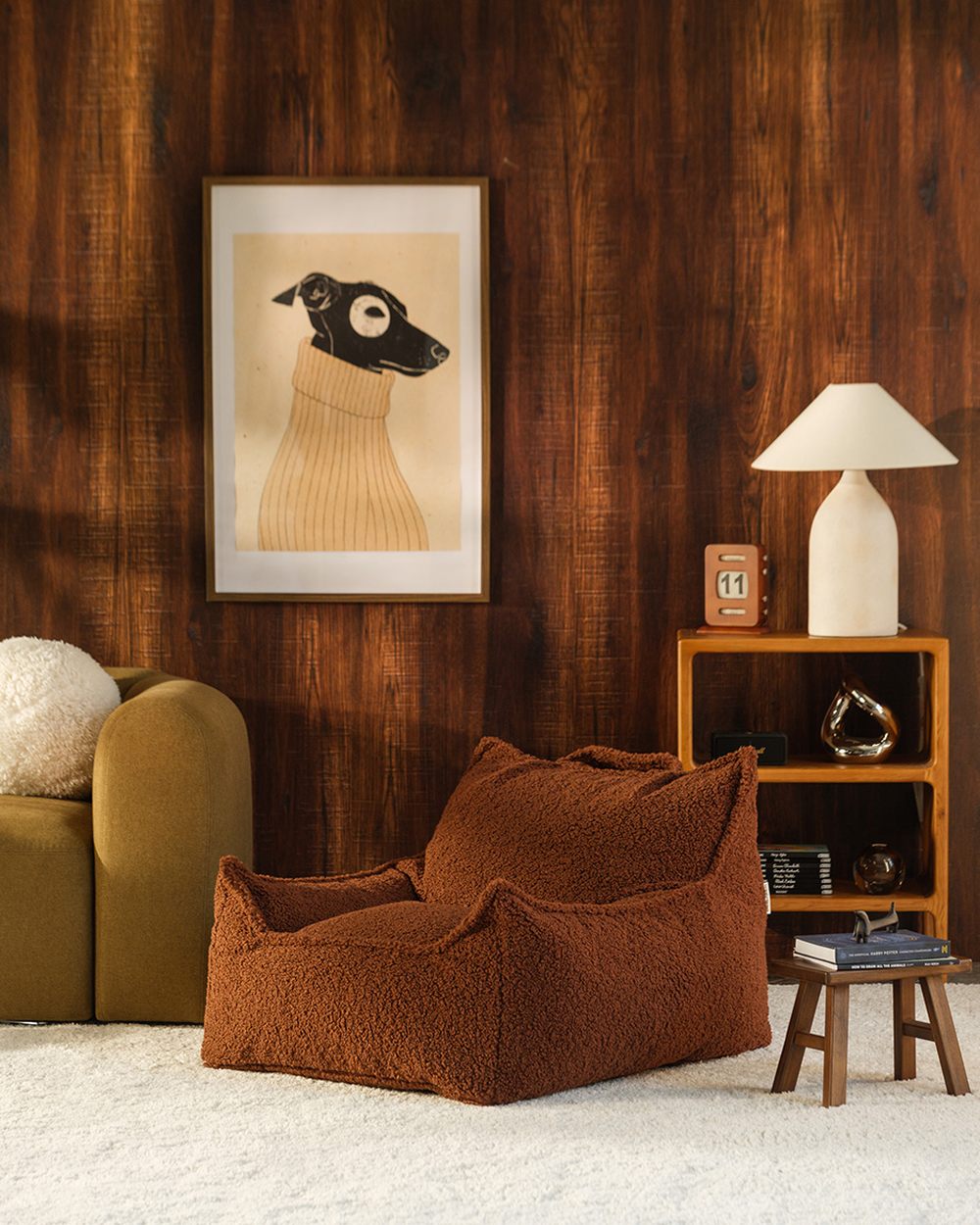 Wigiwama Bean Bag - Club Chair Teddy fabric - Dark brown in een kinderkamer